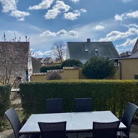 Skon I Midten Af Udlejes, Minimum 4 Dage Apartment