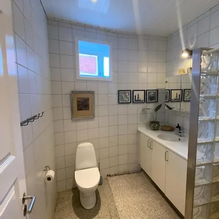 Apartament Skon I Midten Af Udlejes, Minimum 4 Dage Svaneke